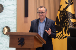 dyrektor DPR Jan Szymański przemawia do zebranych z mównicy